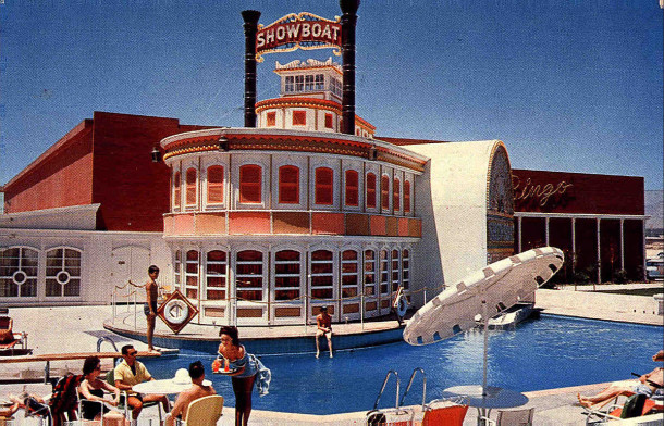 "Showboat Hotel and Casino 1961" by Ferris H. Scott of Santa Ana, CA - Scan of a 1961 postcard,