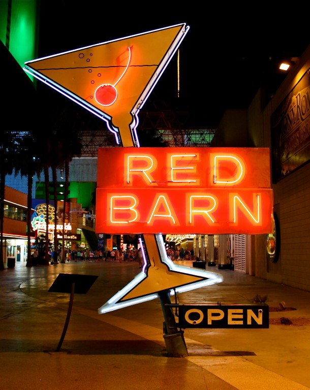 Red Barn neon sign