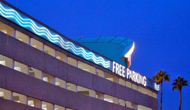 Binon's Free Parking Neon