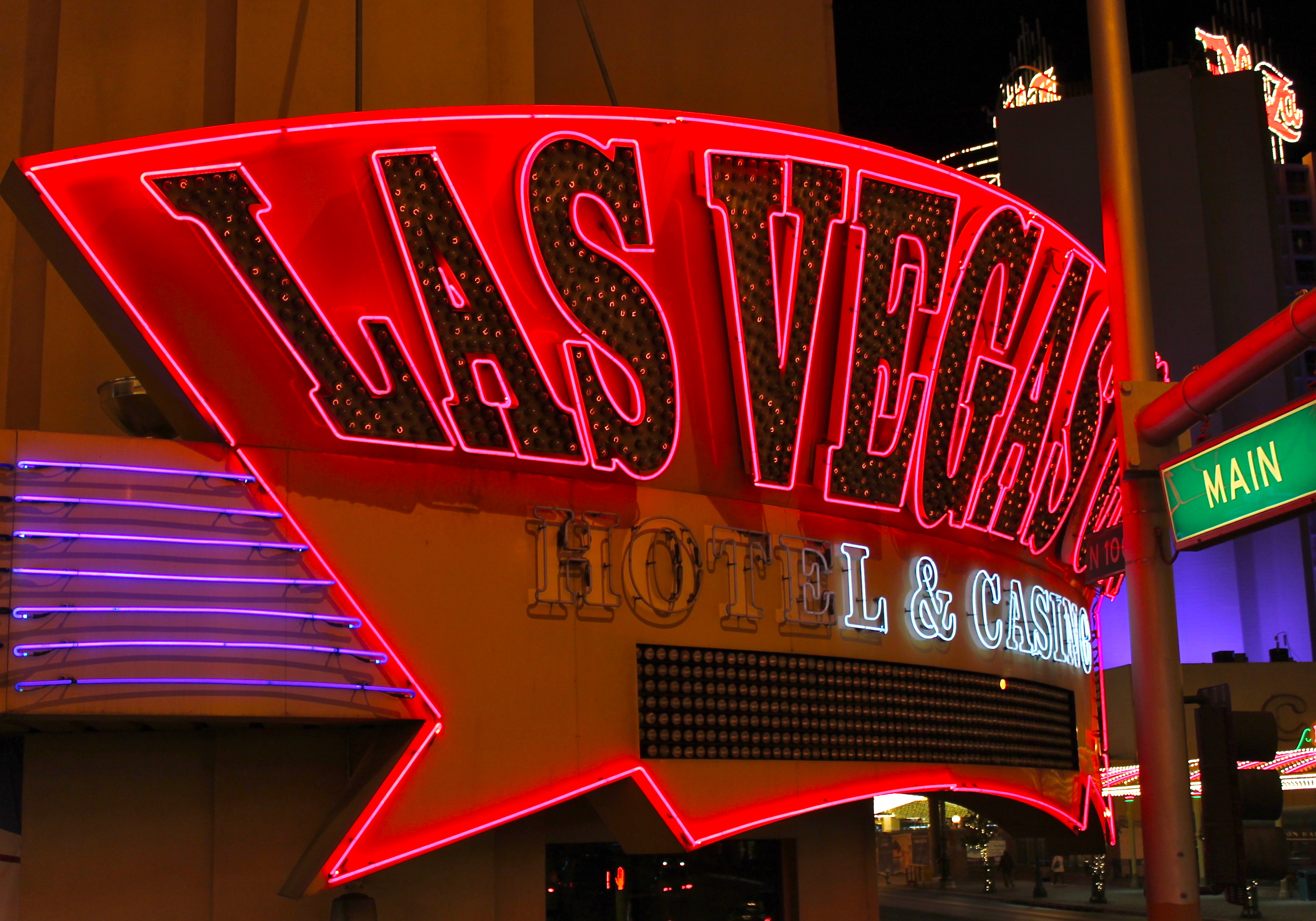 Permalink to Daily Neon: Las Vegas Club Neon Sign.