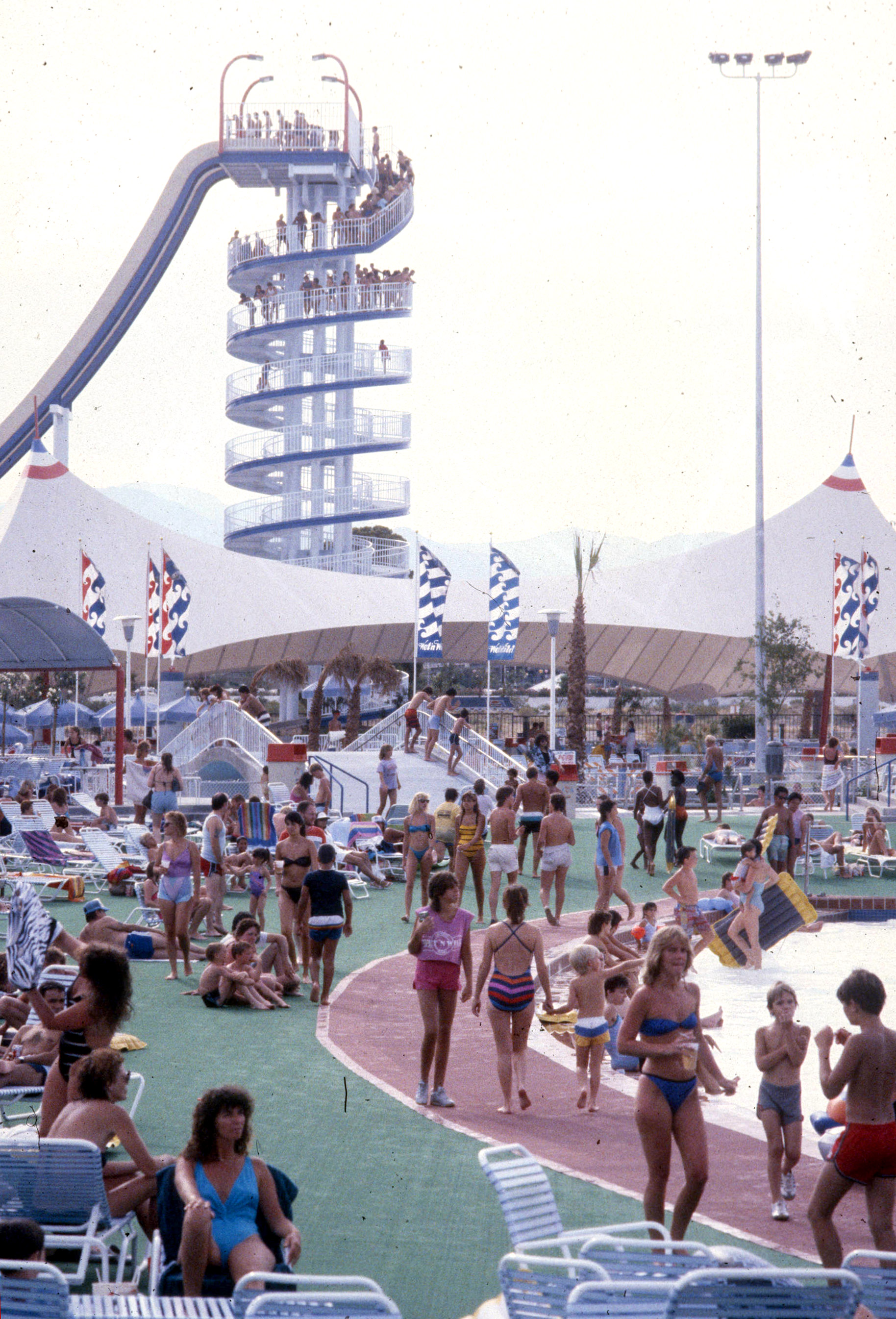 Wet N' Wild in the '80s Las Vegas 